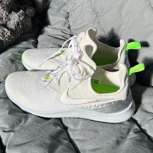Nike Women's Free TR 8 Running Sneakers White, Grey/Silver, Green Size 9